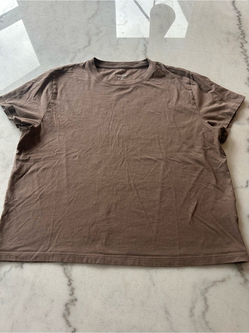 Everlane Short Sleeve Crew Tee in Brown